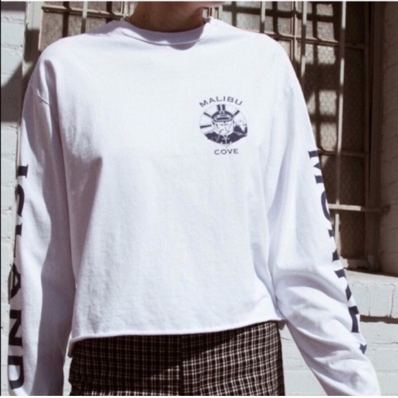 Brandy Melville Tops - Brandy Melville Malibu Cove Long Sleeve